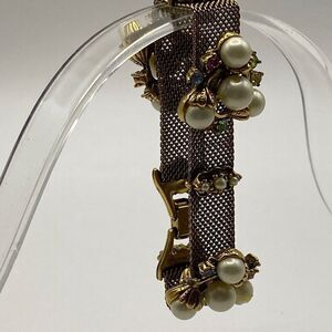 1940’s Gold Toned Costume Bracelet